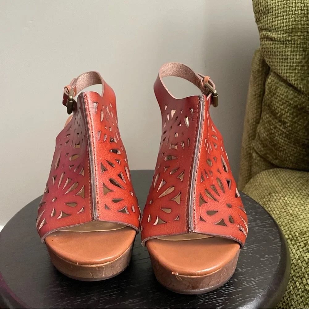 Nine West Eternal Buckle Strap Slingback Cork Wedge Sandals Size 7.5